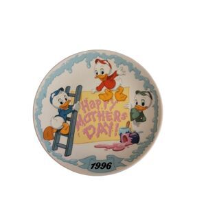 Walt Disney Grolier Collectibles Plate 1996